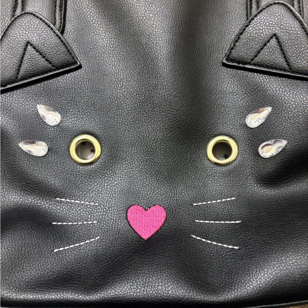 Luv By Betsey Johnson NWOT Cute Cat Face Black/White Striped Sides Satchel - Picture 4 of 10